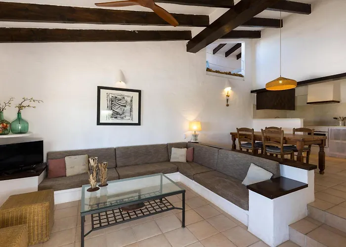 Binisagoc A וילה *